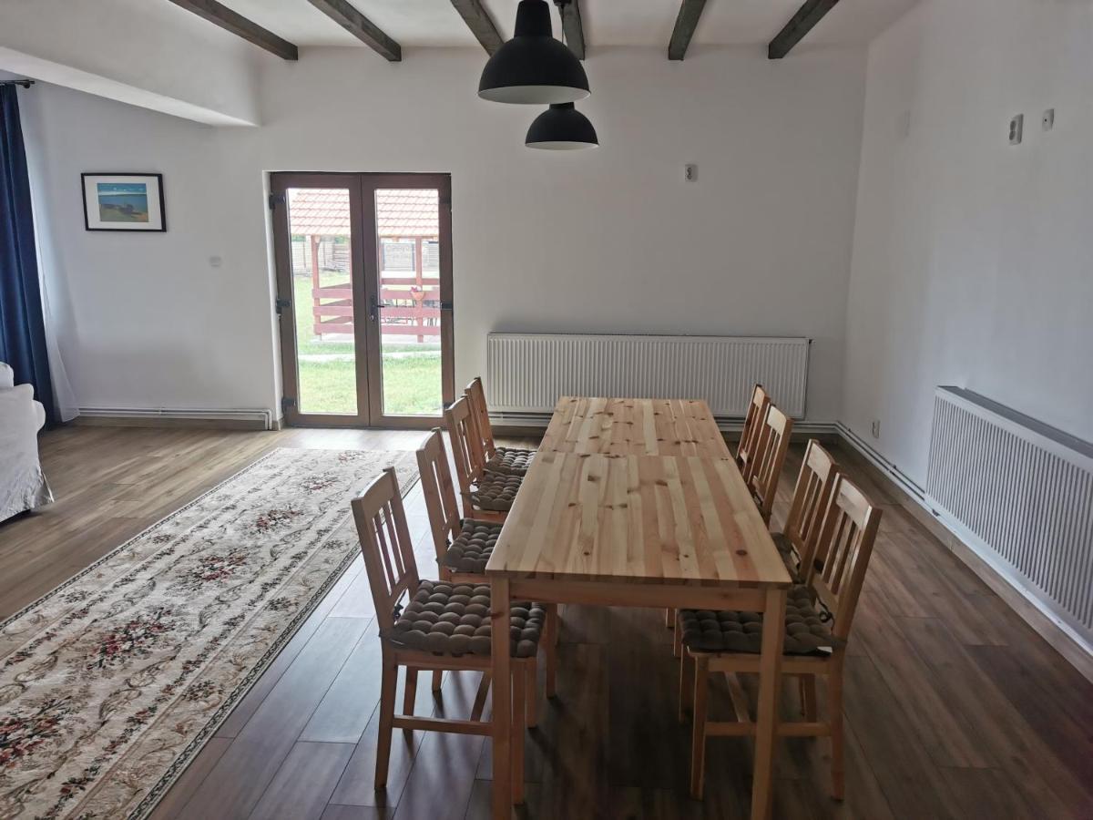 Family House Pristol Apartment ภายนอก รูปภาพ