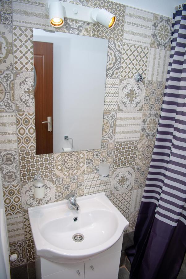 Family House Pristol Apartment ภายนอก รูปภาพ