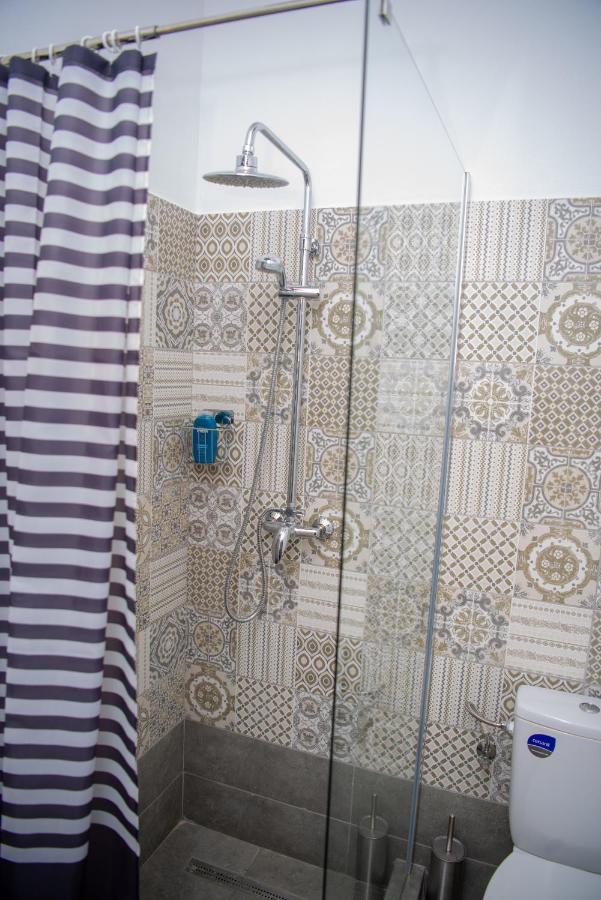 Family House Pristol Apartment ภายนอก รูปภาพ